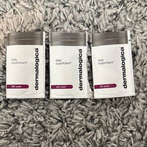 NWT Dermalogica Daily Superfoliant Trio Sample Pack (3)
